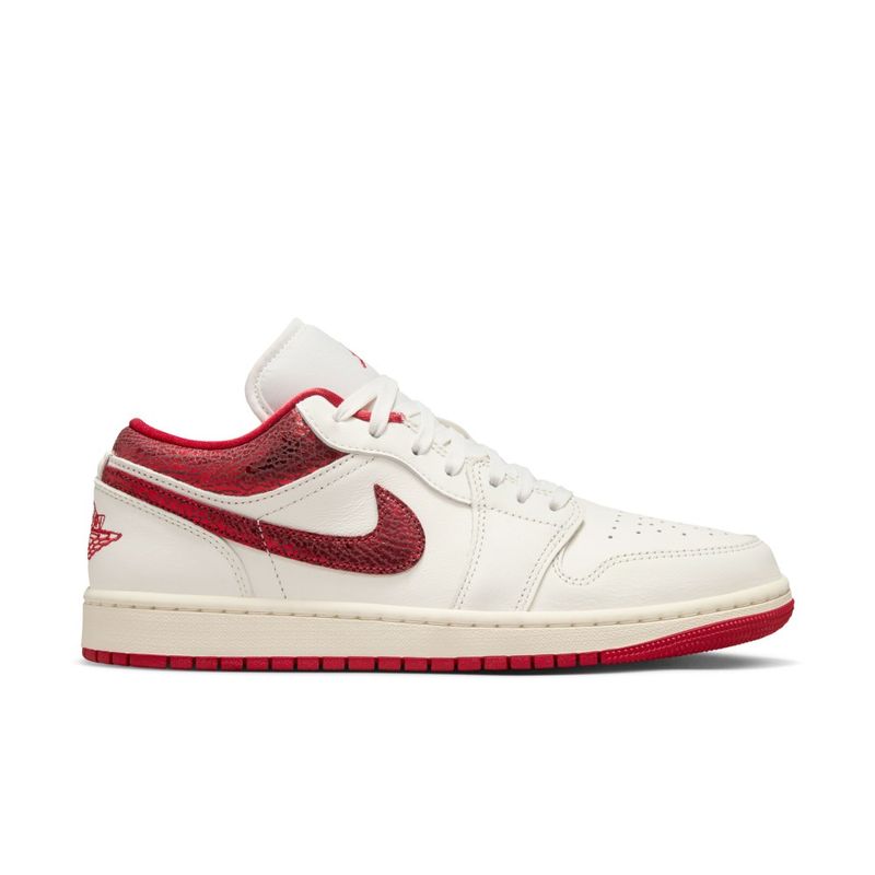 Tenis-nike-para-mujer-Wmns-Air-Jordan-1-Low-Se-V2-para-moda-color-blanco.-Lateral-Externa-Derecha