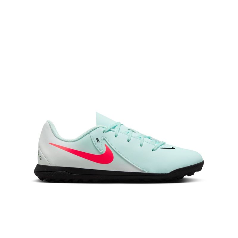 Guayos-nike-para-niño-Jr-Phantom-Gx-Ii-Club-Tf-para-futbol-color-verde.-Lateral-Externa-Derecha