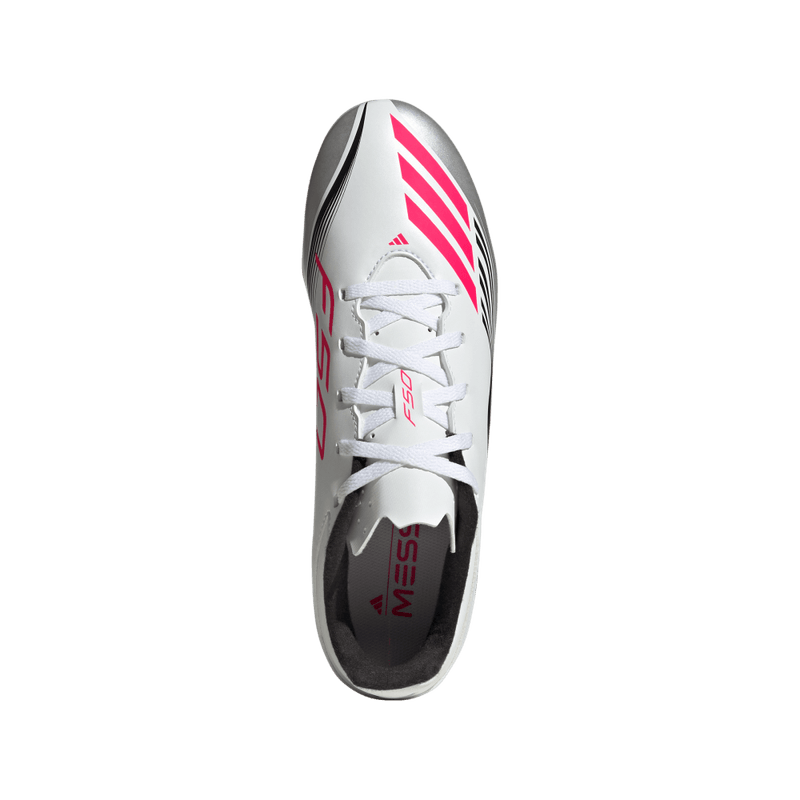 Guayos-adidas-unisex-F50-Messi-Club-Fg-M-para-futbol-color-blanco.-Vista-Lateral-Pares