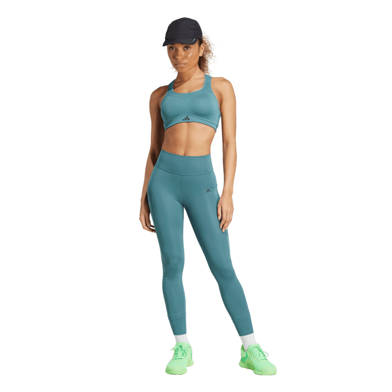 Licra-adidas-para-mujer-Opt-St-Hr-7-8-L-para-entrenamiento-color-azul.-Lateral-Sobre-Modelo-1