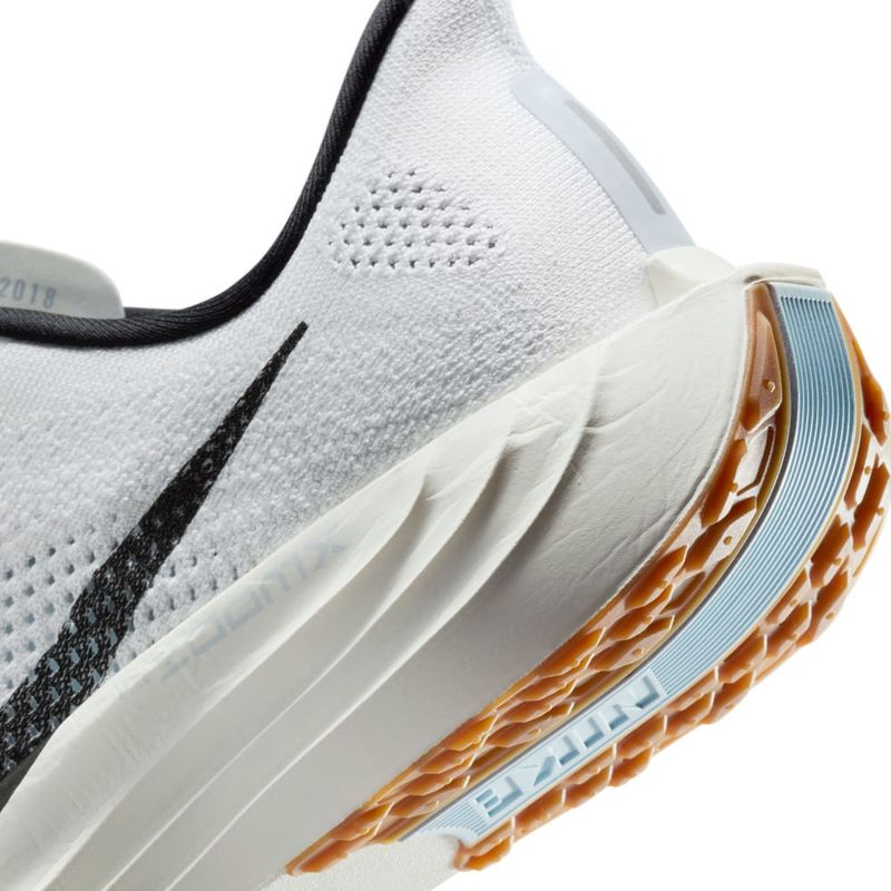 Tenis-nike-para-hombre-Pegasus-Plus-para-correr-color-blanco.-Talon