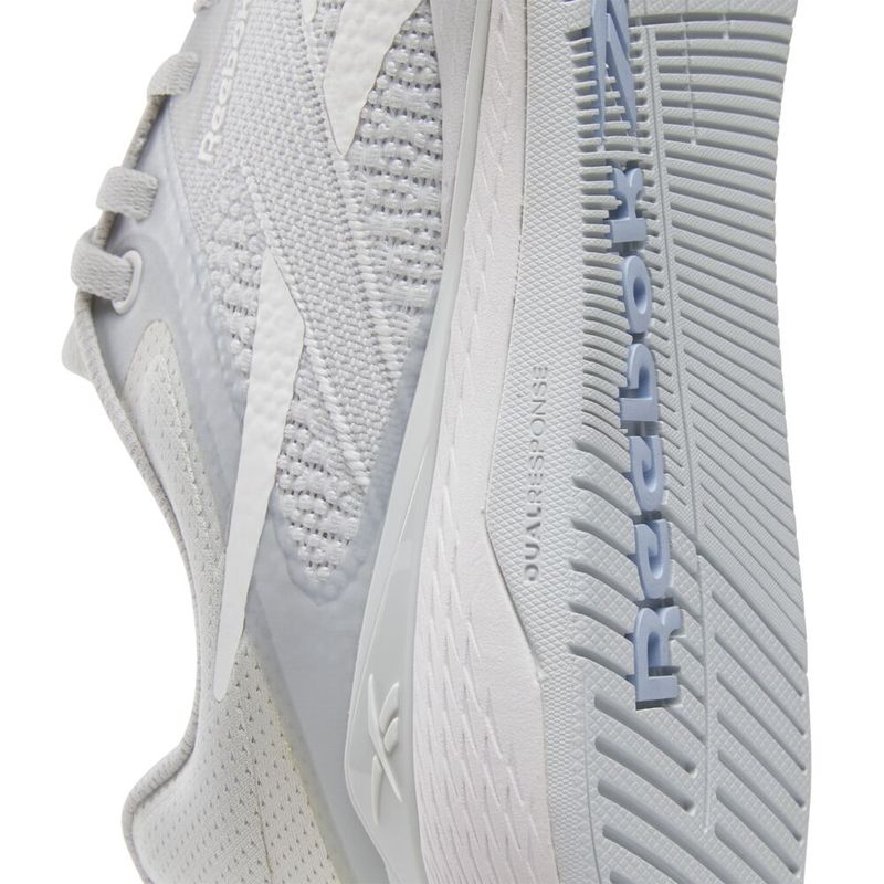 Tenis-reebok-para-mujer-Nano-X5-para-entrenamiento-color-gris.-Lateral-Externa-Derecha
