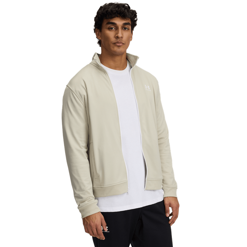 Chaqueta-under-armour-para-hombre-Sprtstl-Trict-Jacket-para-moda-color-cafe.-Frente-Sin-Modelo