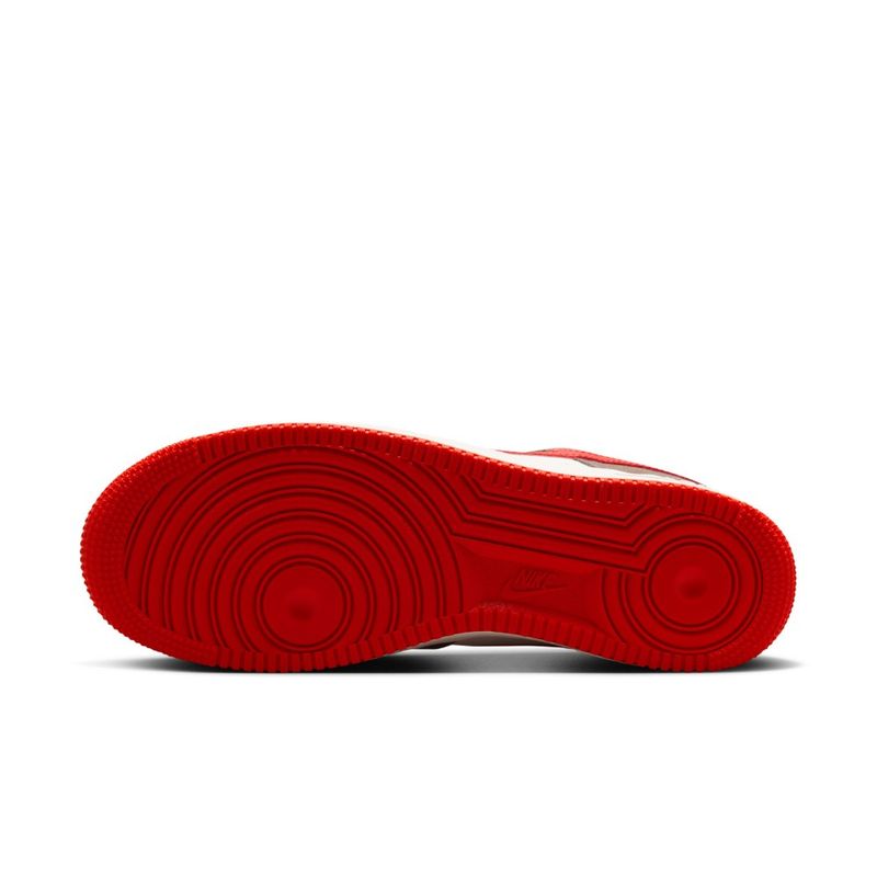 Tenis-nike-para-hombre-Air-Force-1-07-Lv8-Rugby-para-moda-color-cafe.-Capellada