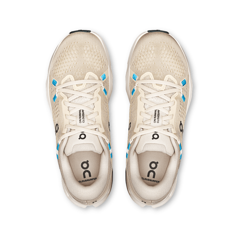 Tenis-on-para-mujer-Cloudsurfer-2-para-correr-color-gris.-Capellada