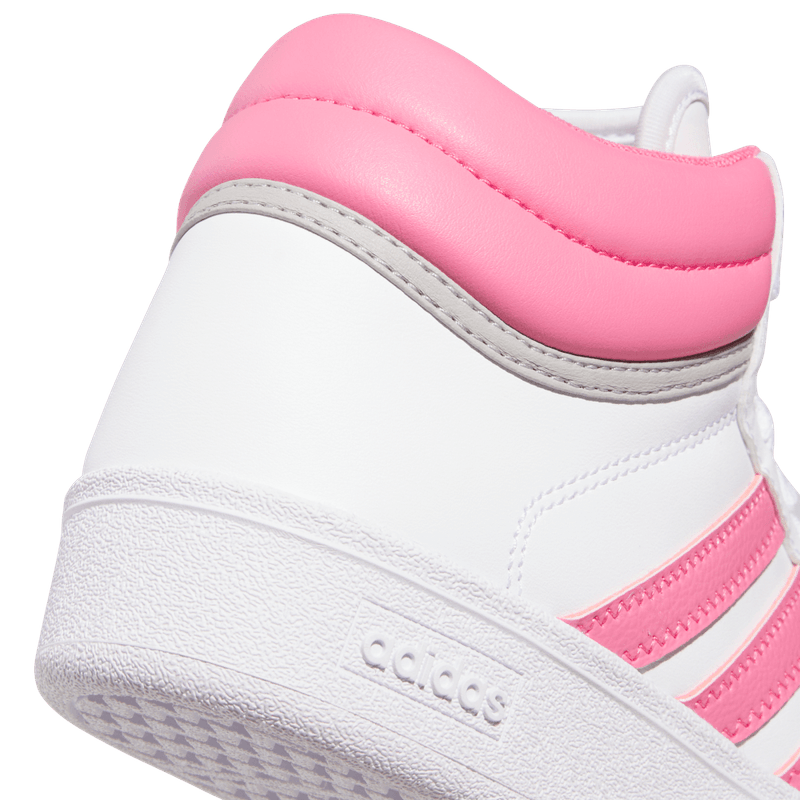 Tenis-adidas-para-niño-Hoops-4.0-Mid-J-para-baloncesto-color-blanco.-Lateral-Y-Suela