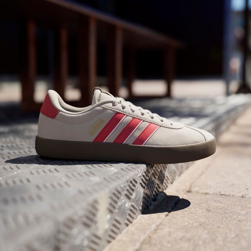 Tenis-adidas-para-hombre-Vl-Court-3.0-para-moda-color-beige.-Mktg-Vista-2