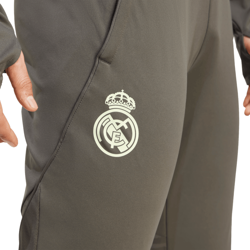 Pantalon-adidas-para-hombre-Real-Madrid-Tr-Pnt-para-futbol-color-gris.-Detalle-Posterior