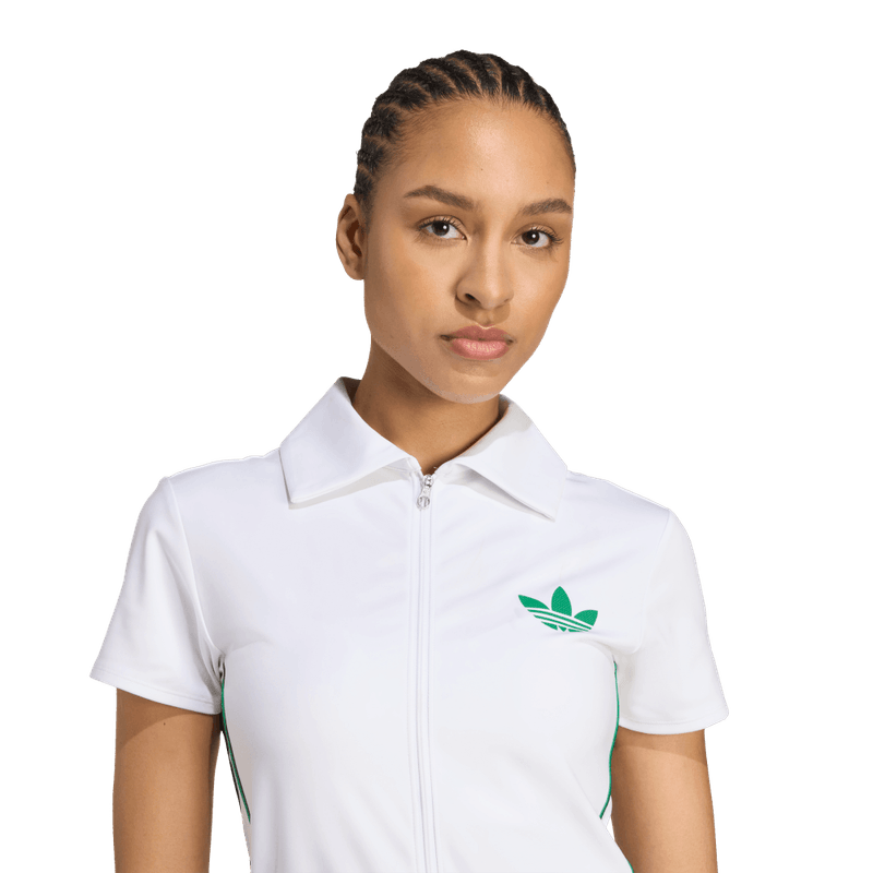 Vestido-adidas-para-mujer-Onesie-Pro-para-tenis-color-blanco.-Lateral-Sobre-Modelo