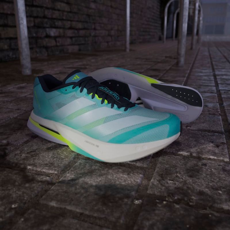 Tenis-adidas-para-hombre-Adizero-Boston-13-M-para-correr-color-azul.-Mktg-Vista-5
