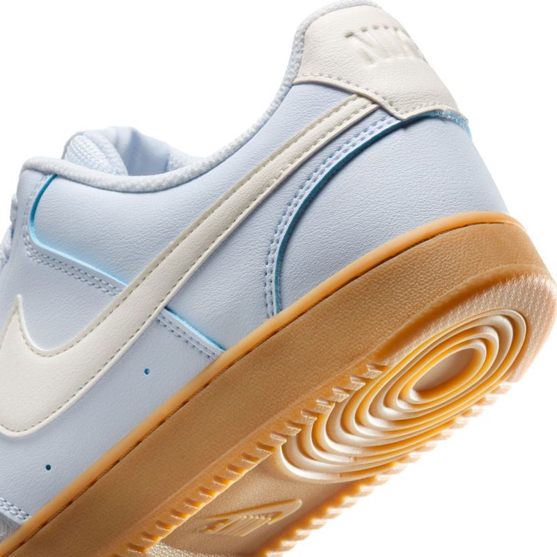 Tenis-nike-para-hombre-Nike-Court-Vision-Lo-V3-para-moda-color-gris.-Talon