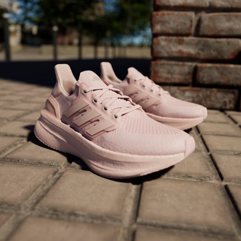 Tenis-adidas-para-mujer-Ultraboost-5-W-para-correr-color-rosado.-Mktg-Vista-7