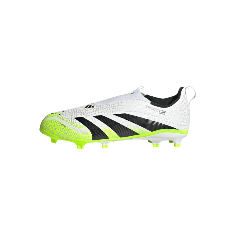 Guayos-adidas-para-niño-Predator-League-Ll-para-futbol-color-blanco.-Detalle-3