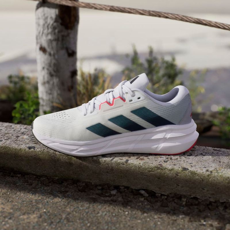 Tenis-adidas-para-hombre-Questar-3-M-para-correr-color-blanco.-Mktg-Vista-36