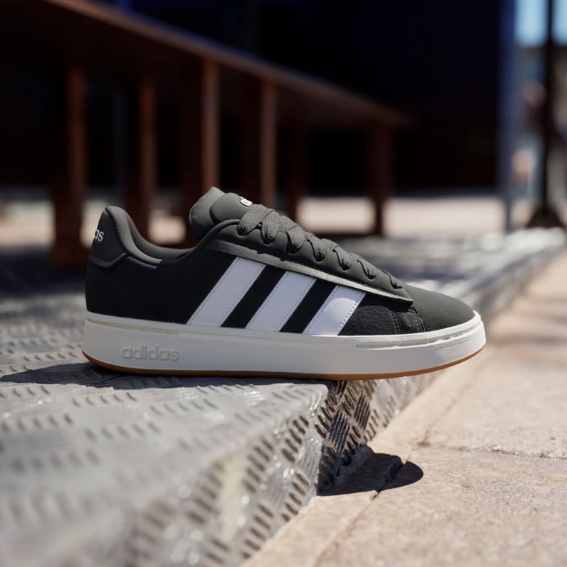 Tenis-adidas-para-hombre-Grand-Court-Alpha-0-para-moda-color-negro.-Mktg-Vista-2