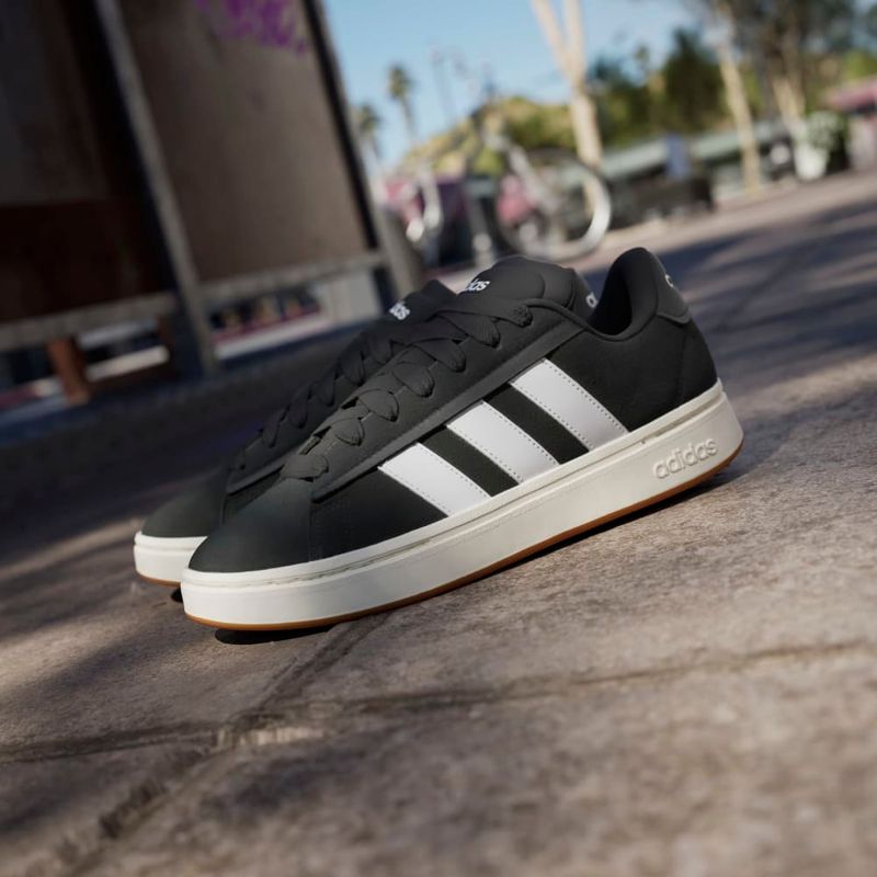 Tenis-adidas-para-hombre-Grand-Court-Alpha-0-para-moda-color-negro.-Mktg-Vista-7