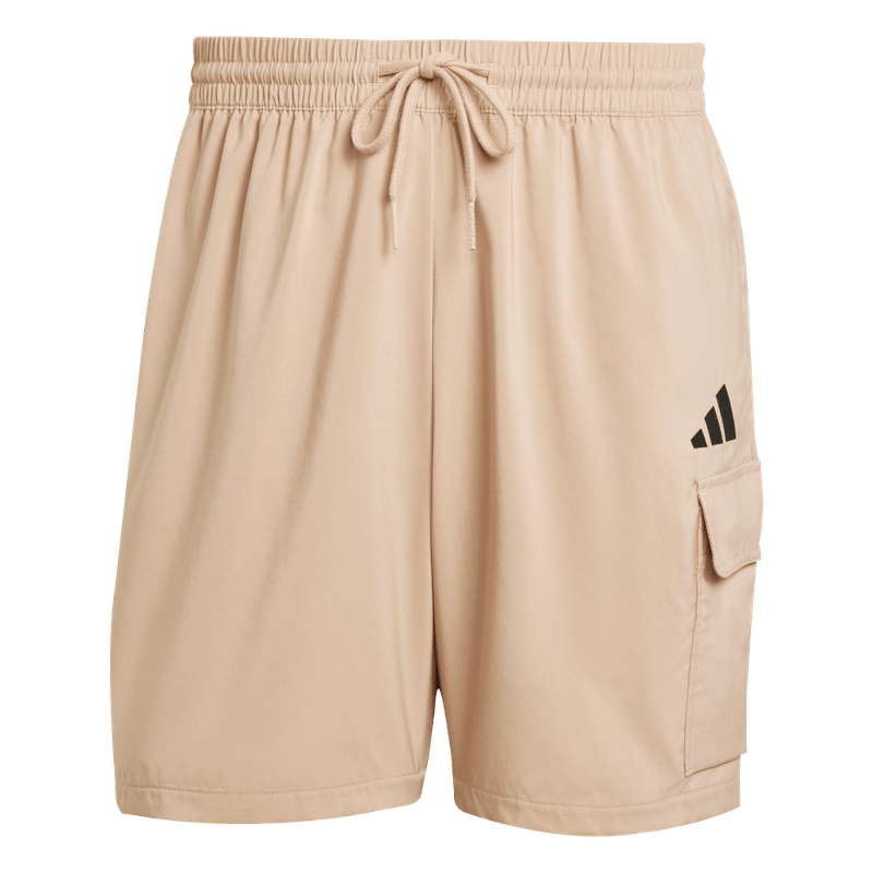 Pantaloneta-adidas-para-hombre-M-Cargo-Chelsea-para-moda-color-beige.-Frontal-Sobre-Modelo