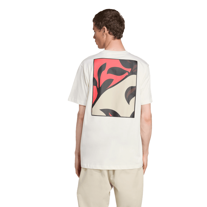 Camiseta-Manga-Corta-adidas-para-hombre-Mer-Sp-Gfxtee-M-para-moda-color-blanco.-Frente-Sin-Modelo
