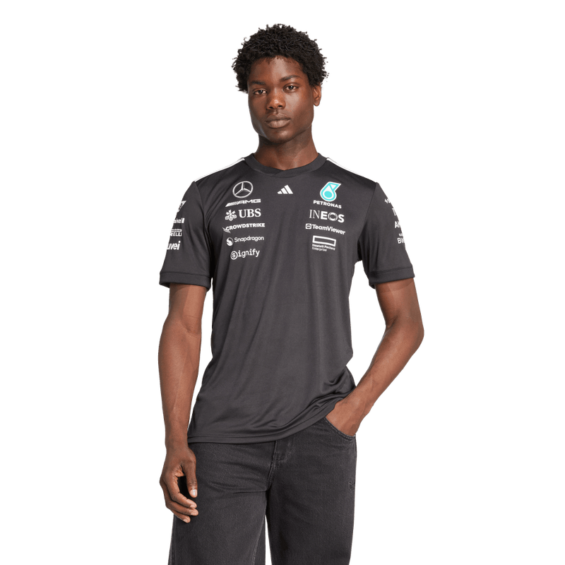 Camiseta-Manga-Corta-adidas-para-hombre-Mer-Dr-Jsyb-Rm-para-moda-color-negro.-Frente-Sobre-Modelo