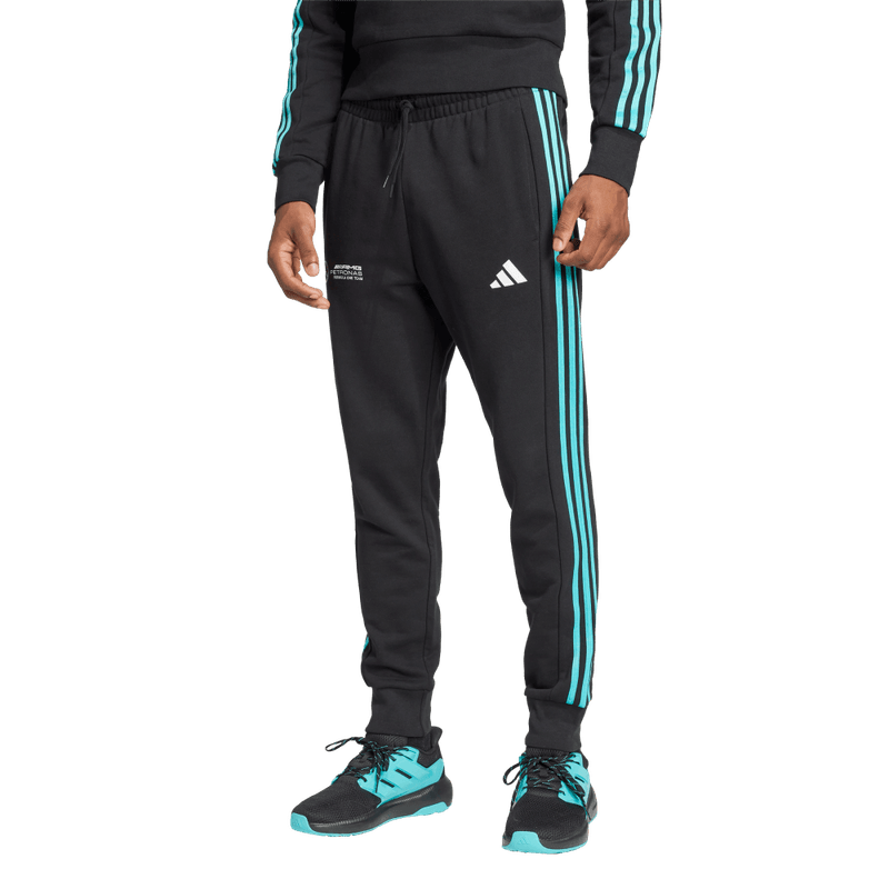 Pantalon-adidas-para-hombre-Mer-Dna-Pnt-M-para-moda-color-negro.-Frente-Sobre-Modelo