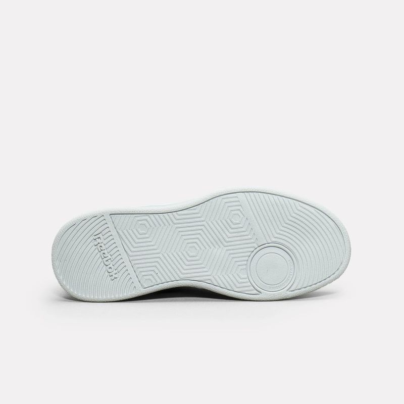 -REF-100231854-IMG-05