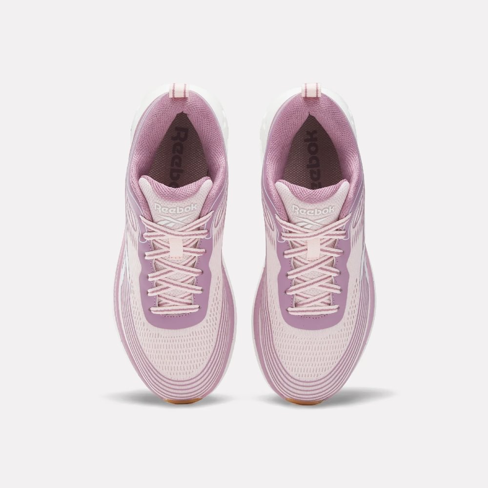 Tenis-reebok-para-mujer-Reebok-Road-Strider-para-correr-color-rosado.-Capellada