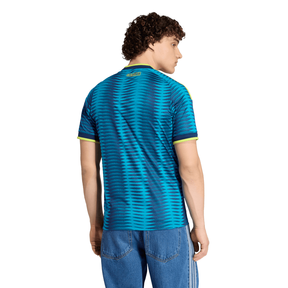 JL6974_5_APPAREL_On-Model_Back-View_transparent