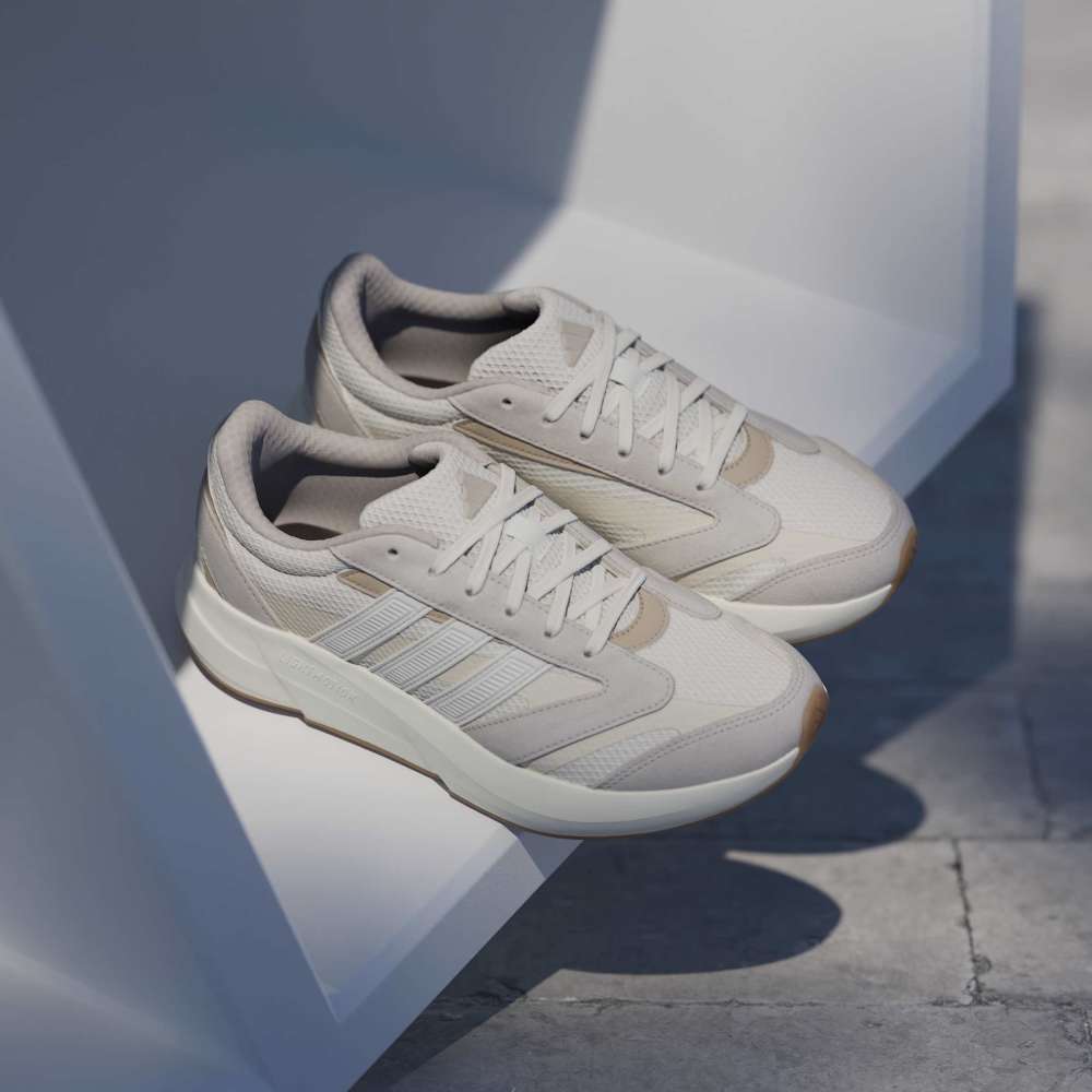 Tenis-adidas-para-mujer-Lightshift-2.0-para-moda-color-blanco.-Mktg-Vista-22