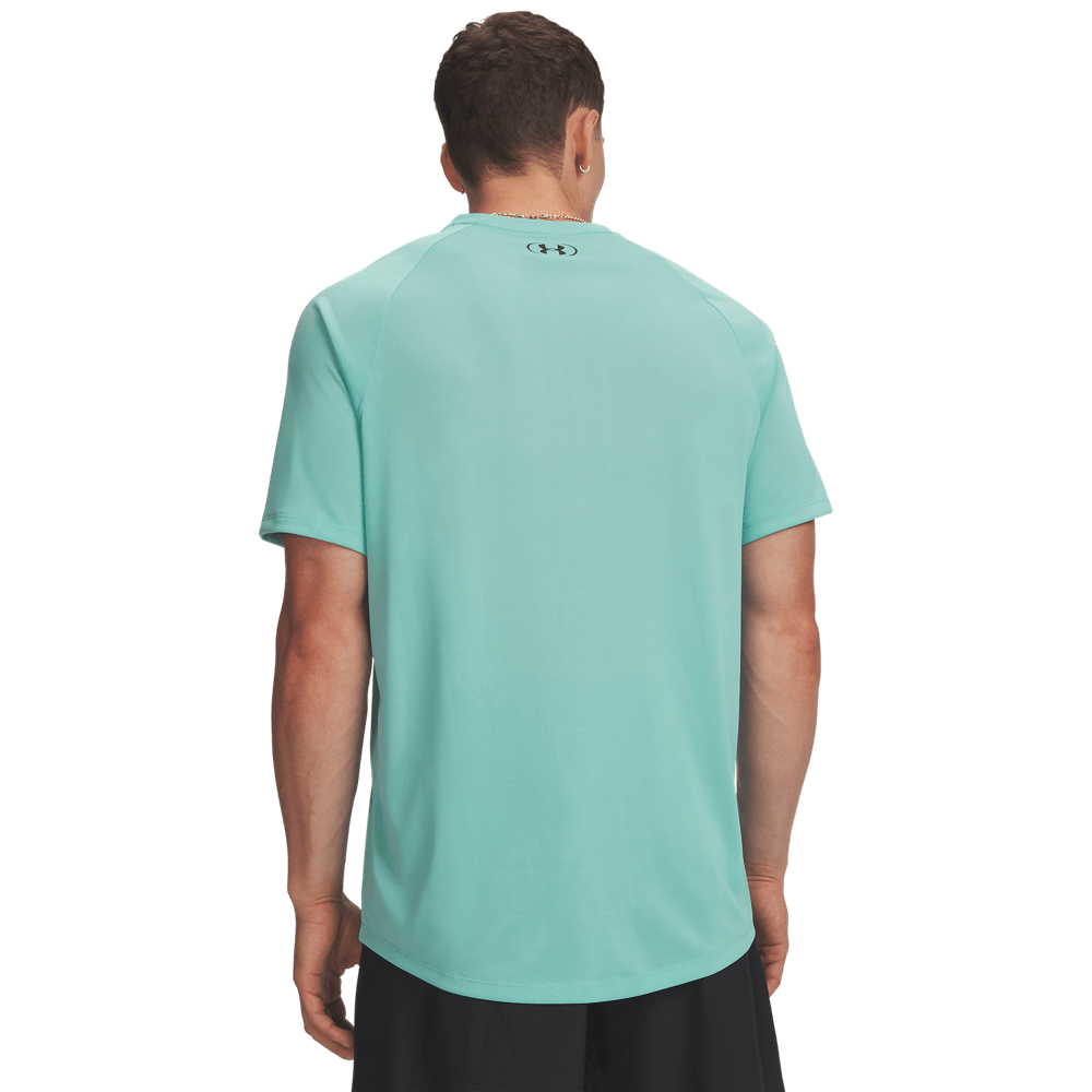 Camiseta-Manga-Corta-under-armour-para-hombre-Ua-Tech-2.0-Ss-Tee-para-entrenamiento-color-azul.-Reverso-Sobre-Modelo