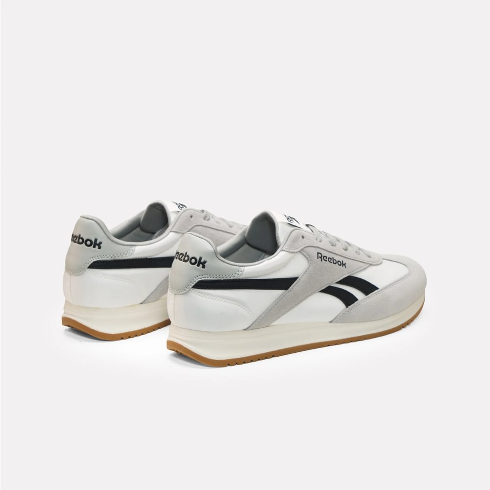 Tenis-reebok-para-hombre-Reebok-World-70-para-moda-color-blanco.-Suela