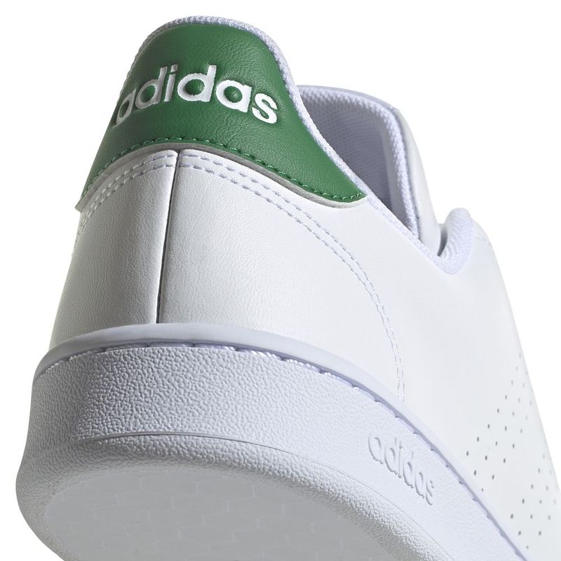 Tenis-adidas-para-hombre-Advantage-para-moda-color-blanco.-Detalle-1