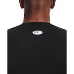 Camiseta-De-Compresion-under-armour-para-hombre-Ua-Hg-Armour-Comp-Ss-para-entrenamiento-color-negro.-Detalle-Sobre-Modelo-3