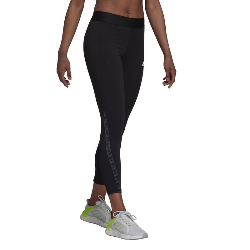 Licra-adidas-para-mujer-W-Mt-78-Tig-para-entrenamiento-color-negro.-Modelo-En-Movimiento