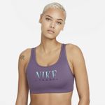Top-nike-para-mujer-W-Nk-Df-Swsh--Scp-Bk-Bra-Nike-para-entrenamiento-color-morado.-Frente-Sobre-Modelo