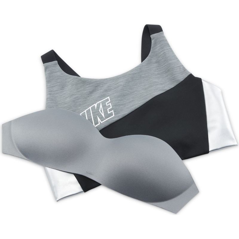 Top-nike-para-mujer-Nike-Swoosh-Mtlc-Logo-Bra-Pad-para-entrenamiento-color-negro.-Detalle-Sobre-Modelo-1