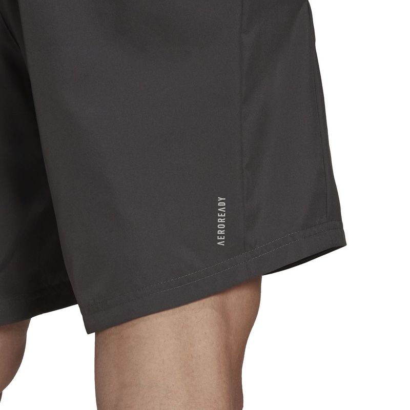 Pantaloneta-adidas-para-hombre-Run-It-Short-para-correr-color-gris.-Detalle-Sobre-Modelo-2