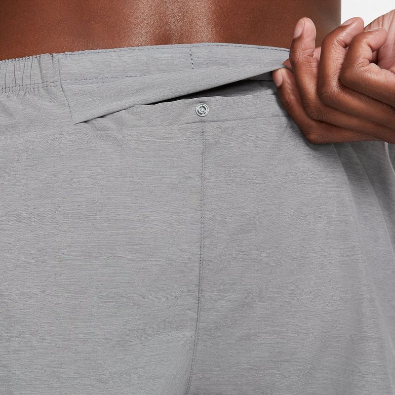 Pantaloneta-nike-para-hombre-M-Nk-Df-Challenger-Short-5Bf-para-correr-color-gris.-Bolsillo