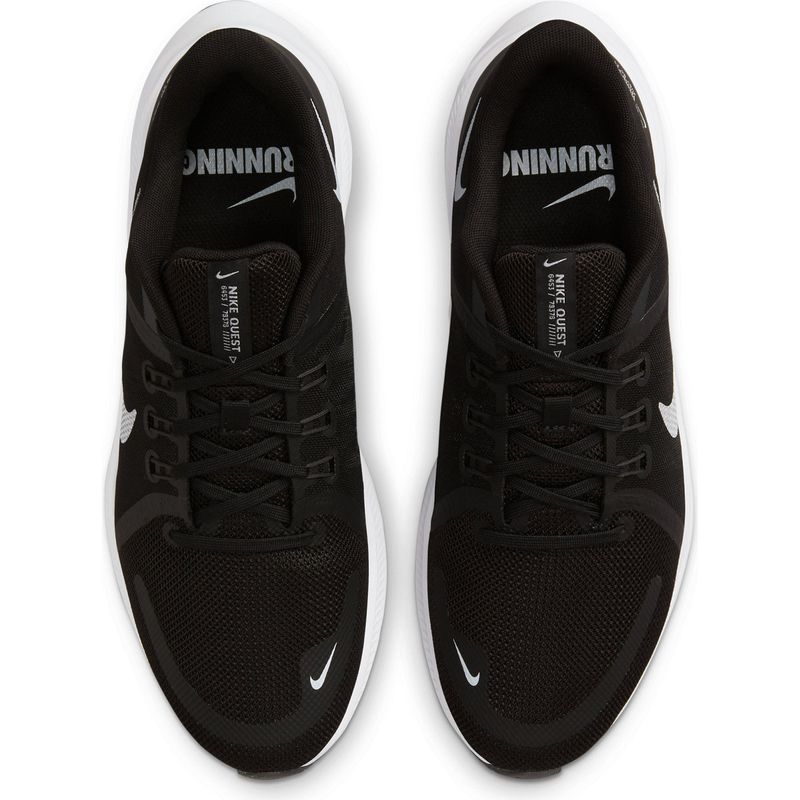 Tenis-nike-para-hombre-Nike-Quest-4-para-correr-color-negro.-Capellada