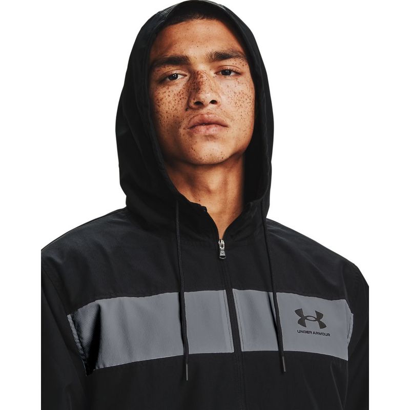 Chaqueta-under-armour-para-hombre-Ua-Sportstyle-Windbreaker-para-entrenamiento-color-negro.-Hoodie