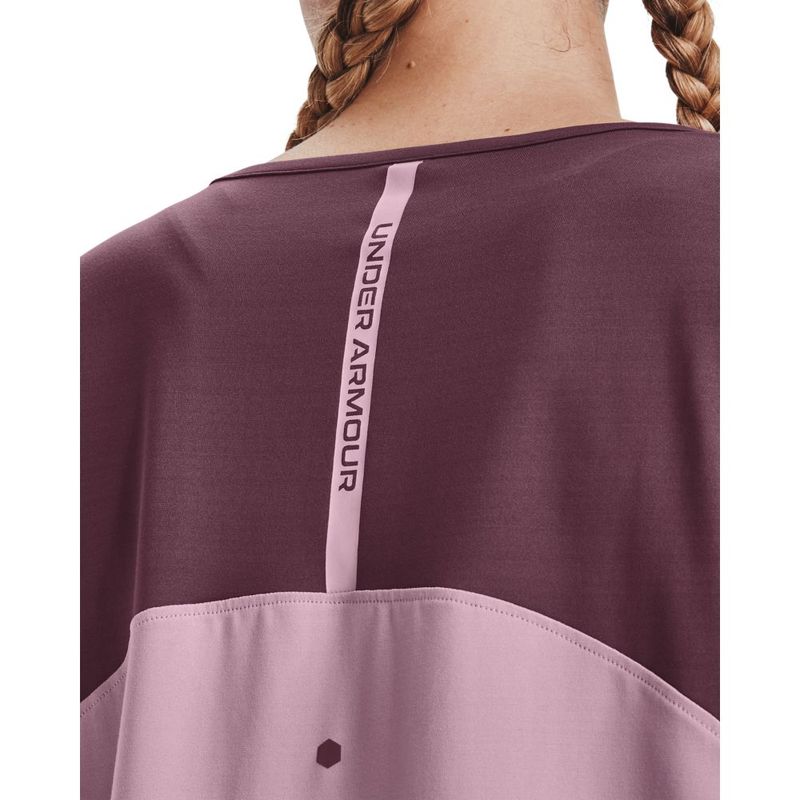 Camiseta-Manga-Corta-under-armour-para-mujer-Ua-Rush-Energy-Novelty-Ss-para-entrenamiento-color-rosado.-Detalle-Sobre-Modelo-3