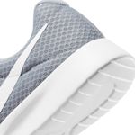 Tenis-nike-para-hombre-Nike-Tanjun-M2Z2-para-moda-color-negro.-Detalle-2