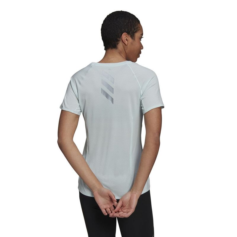 Camiseta-Manga-Corta-adidas-para-mujer-Adi-Runner-Tee-para-correr-color-verde.-Reverso-Sin-Modelo