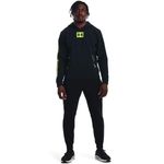 Hoodie-under-armour-para-hombre-Ua-Summit-Knit-Hoodie-para-entrenamiento-color-negro.-Outfit-Completo