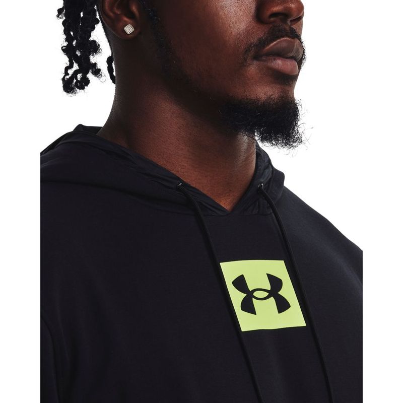 Hoodie-under-armour-para-hombre-Ua-Summit-Knit-Hoodie-para-entrenamiento-color-negro.-Cuello