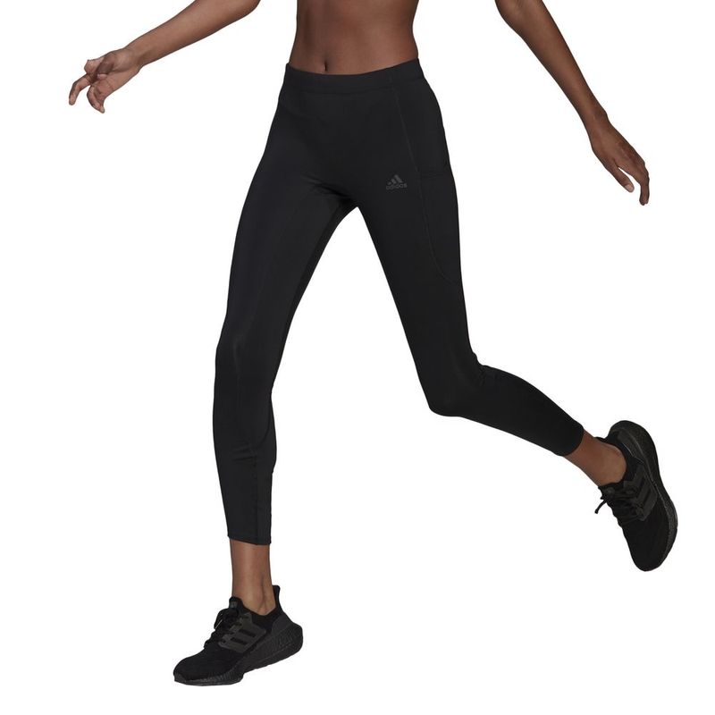 Licra-adidas-para-mujer-Run-Fast-Tgt-para-correr-color-negro.-Modelo-En-Movimiento