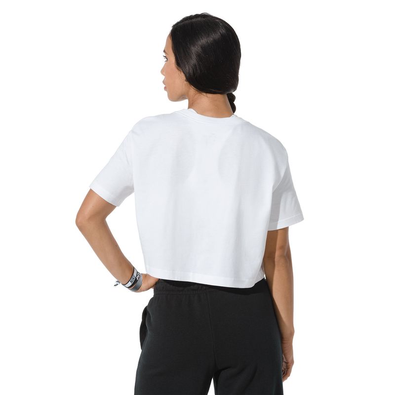 Camiseta-Manga-Corta-nike-para-mujer-W-Nsw-Tee-Essntl-Crp-Icn-Ftra-para-moda-color-blanco.-Reverso-Sobre-Modelo