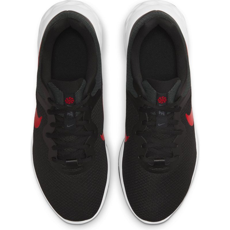 Tenis-nike-para-hombre-Nike-Revolution-6-para-correr-color-negro.-Capellada