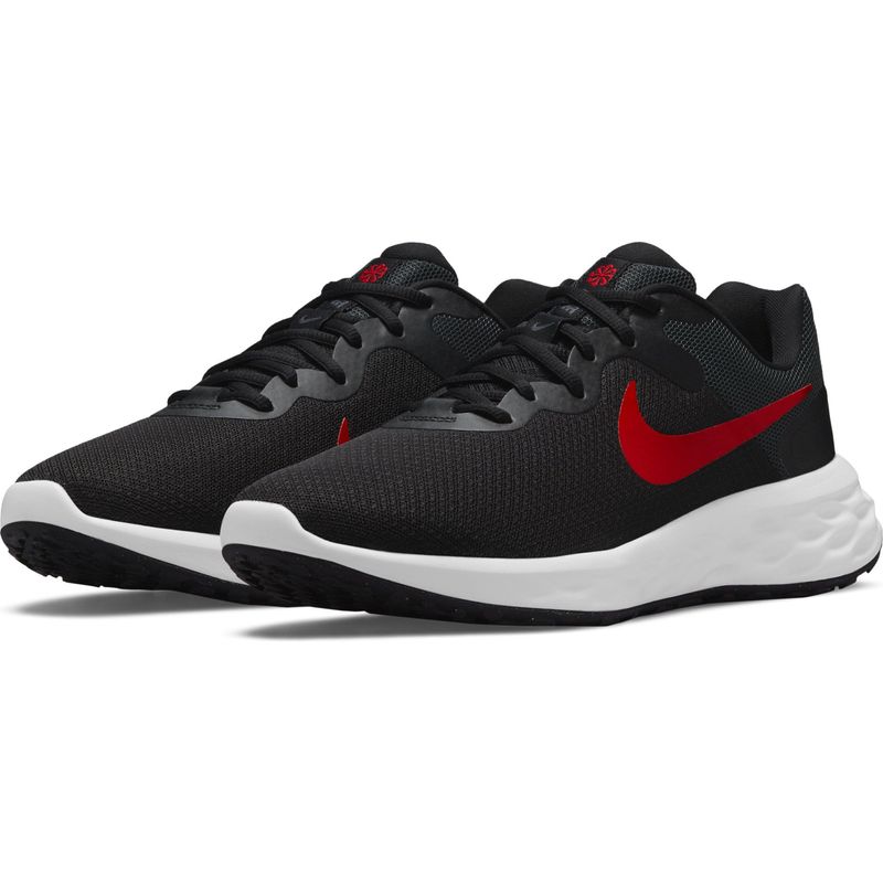 Tenis-nike-para-hombre-Nike-Revolution-6-para-correr-color-negro.-Par-Alineados