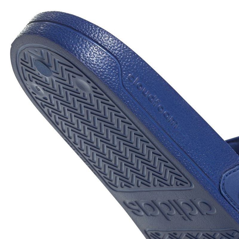Sandalias-adidas-para-hombre-Adilette-Shower-para-natacion-color-azul.-Detalle-2