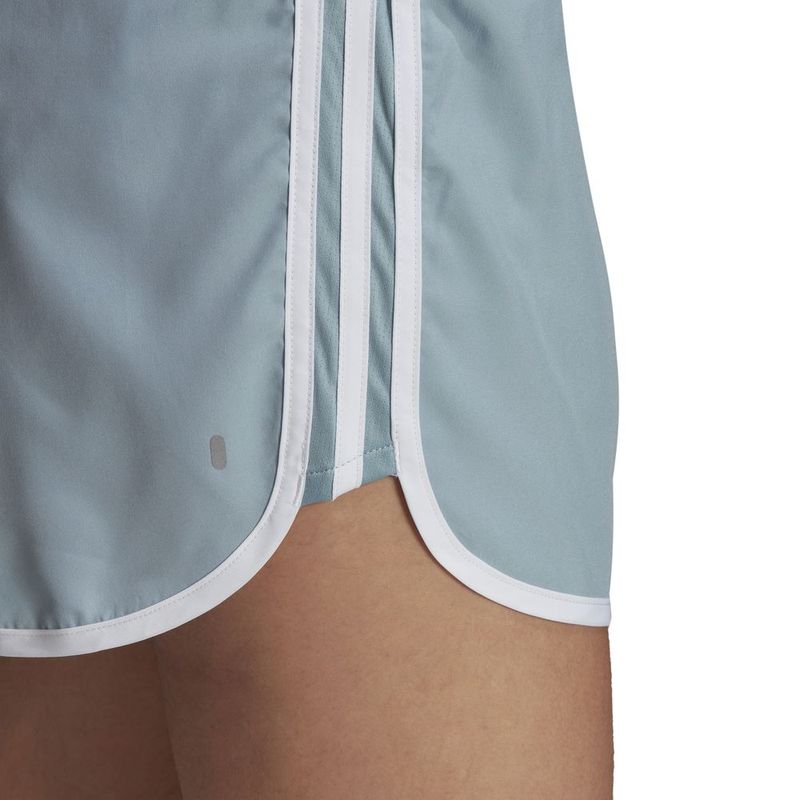 Pantaloneta-adidas-para-mujer-M20-Short-para-correr-color-gris.-Detalle-1